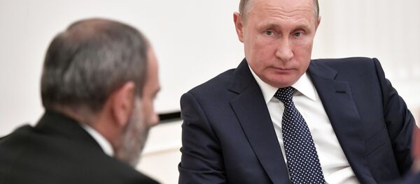 Встреча премьер-министра Армении Никола Пашиняна и Президента России Владимира Путина (13 июня 2018). Москвa - Sputnik Армения