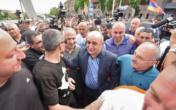 Самвел Бабаян вышел на свободу - Sputnik Армения