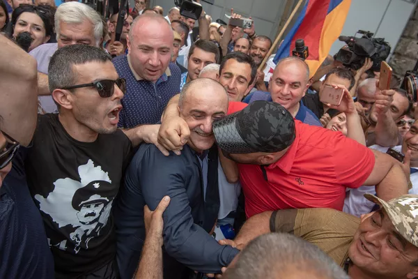 Самвел Бабаян вышел на свободу Самвел Бабаян вышел на свободу - Sputnik Армения