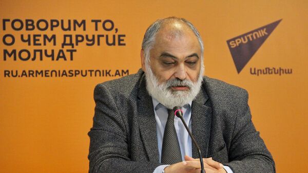 Пресс-конференция Рубена Сафрастяна - Sputnik Армения