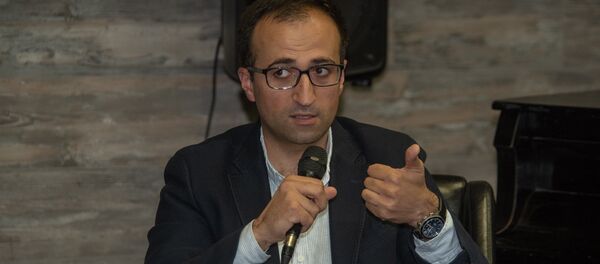 Встреча-дискуссия с министром здравоохранения Армении Арсеном Торосяном (16 июня 2018). Еревaн - Sputnik Армения