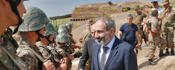 Премьер-министр Армении Никол Пашинян посетил воинкую часть (16 июня 2018). Карабах Премьер-министр Армении Никол Пашинян посетил воинкую часть (16 июня 2018). Карабах - Sputnik Արմենիա
