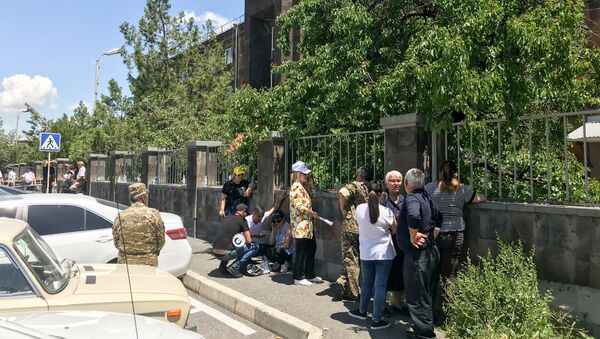 Акция протеста в поддержку задержанного депутата Манвела Григоряна (17 июня 2018). Ереван - Sputnik Армения