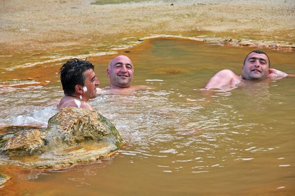 Каджаранцы у теплого источника - Sputnik Արմենիա