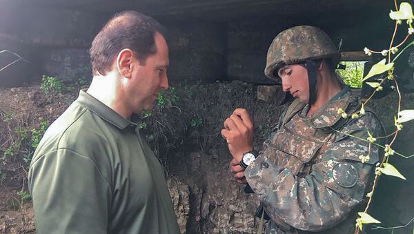 Министр обороны Армении Давид Тоноян посетил войсковую часть на северо-востоке страны - Sputnik Армения
