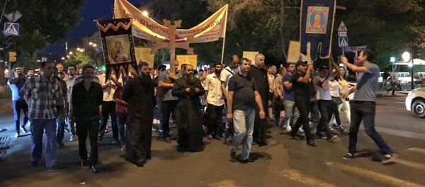 Акция протеста против Католикоса Гарегина II (23 июня 2018). Еревaн Акция протеста против Католикоса Гарегина II (23 июня 2018). Еревaн - Sputnik Армения