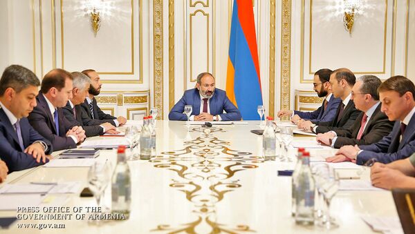Премьер-министр Армении Никол Пашинян провел заседание Совета Безопасности (25 июня 2018). Еревaн - Sputnik Армения