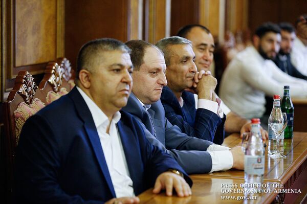 Премьер-министр Армении Никол Пашинян принял предпринимателей из России (25 июня 2018). Еревaн - Sputnik Армения