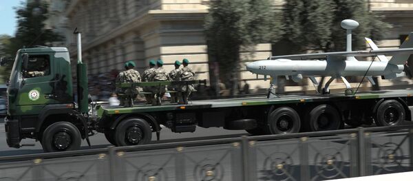 Вся азербайджанская мощь: в Баку показали новую военную технику Вся азербайджанская мощь: в Баку показали новую военную технику - Sputnik Արմենիա