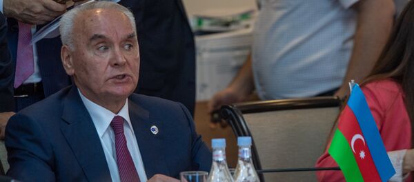 Заместитель министра иностранных дел Азербайджана Махмуд Мамедгулиев на 38-ом заседании глав МИД ОЧЭС (27 июня 2018). Еревaн - Sputnik Армения