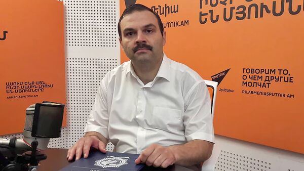 Эксперт по борьбе с коррупцией Марат Атовмян - Sputnik Армения