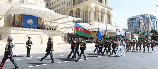 Военный парад по случаю 100-օй годовщины создания Вооруженных сил Азербайджана (26 июня 2018). Бакy Военный парад по случаю 100-օй годовщины создания Вооруженных сил Азербайджана (26 июня 2018). Бакy - Sputnik Արմենիա