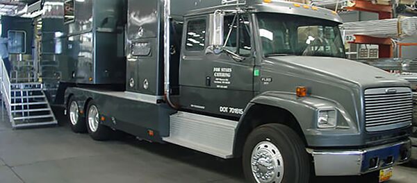 Фургон специального назначения компании AA Cater Truck Фургон специального назначения компании AA Cater Truck - Sputnik Армения