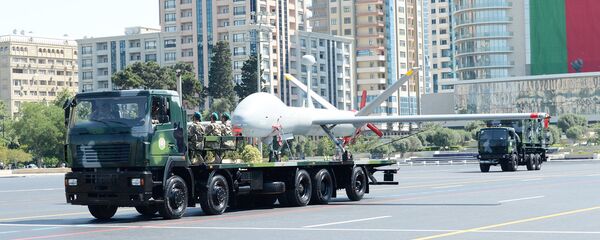 Военный парад по случаю 100-летия Вооруженных сил Азербайджана (26 июня 2018). Бакy Военный парад по случаю 100-летия Вооруженных сил Азербайджана (26 июня 2018). Бакy - Sputnik Արմենիա