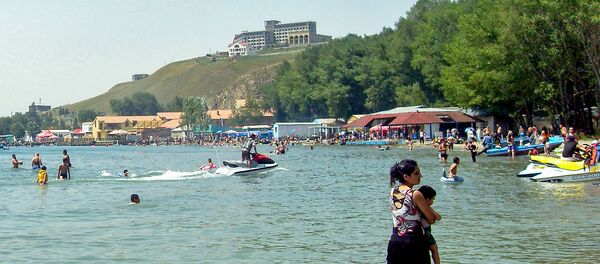 Пляж озера Севан - Sputnik Армения