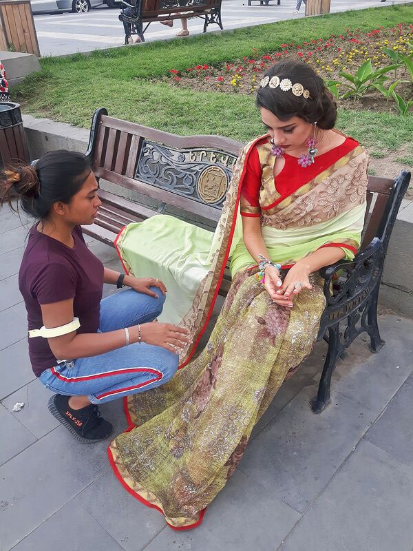 Съемки национальных индийских костюмов с армянскими моделями представителями ведущей PR и фэшн-индустрии Индии - Поми Доктор и Диша Локаре в Армении - Sputnik Армения