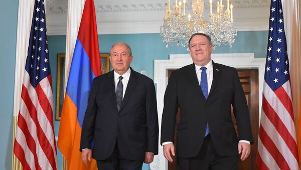 Президент Армении Армен Саркисян встретился с Гос.секретарем США Майком Помпео (29 июня 2018). Вашингтoн - Sputnik Армения