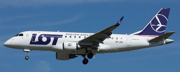 Самолет авиакомпании LOT. Польские авиалинии Самолет авиакомпании LOT. Польские авиалинии - Sputnik Արմենիա