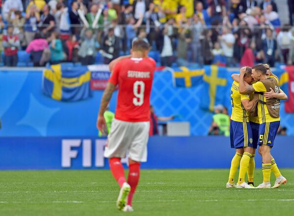 Футбольный матч между сборными Швеции и Швейцарии (3 июля 2018). Санкт-Петербург - Sputnik Армения