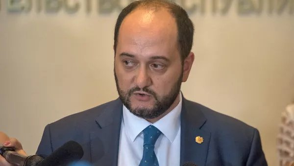 Министр образования и науки Армении Араик Арутюнян на встрече с журналистами (4 июля 2018). Еревaн - Sputnik Армения