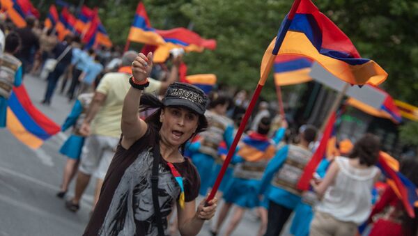 Праздничное шествие в День Конституции Армении (5 июля 2018). Еревaн - Sputnik Արմենիա