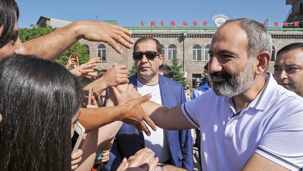 Рабочий визит премьер-министра Никола Пашиняна в Сюникскую область (5 июля 2018). Сисиан - Sputnik Армения