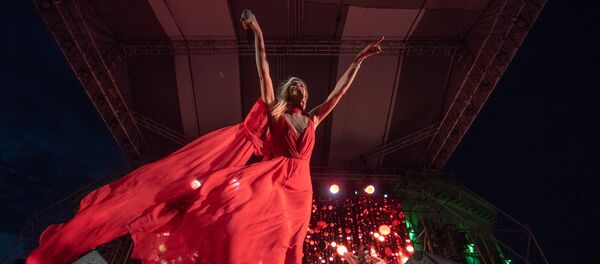 Концерт Веры Брежневой на площади Свободы (6 июля 2018). Ереван - Sputnik Армения