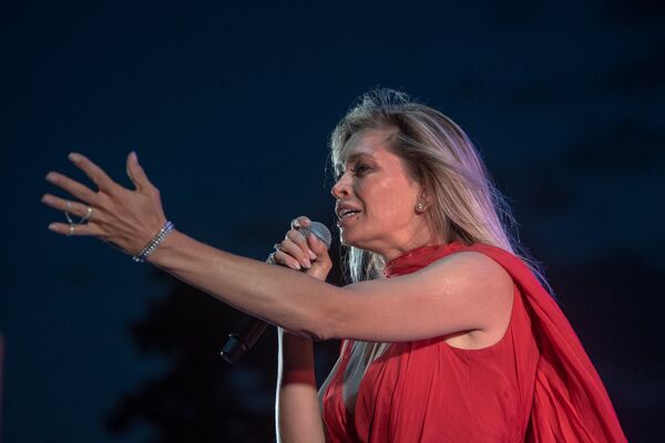 Концерт Веры Брежневой на площади Свободы (6 июля 2018). Ереван - Sputnik Армения