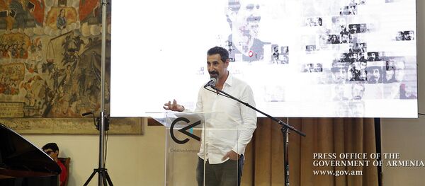 Премьер-министр Армении Никол Пашинян принял участие в мероприятии, посвященном дню рождения Creative Armenia (6 июля 2018). Еревaн - Sputnik Արմենիա