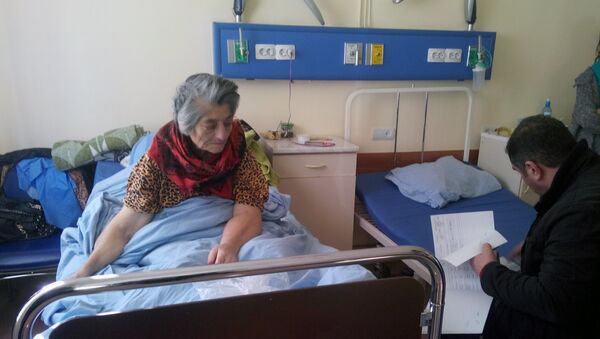 Джемма Сенерекян на референдуме по конституционным изменениям голосует в больнице - Sputnik Армения