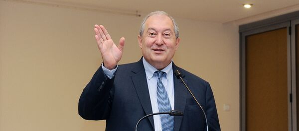 Армен Саркисян на Третьем Молодежном форуме Армен Саркисян на Третьем Молодежном форуме - Sputnik Արմենիա