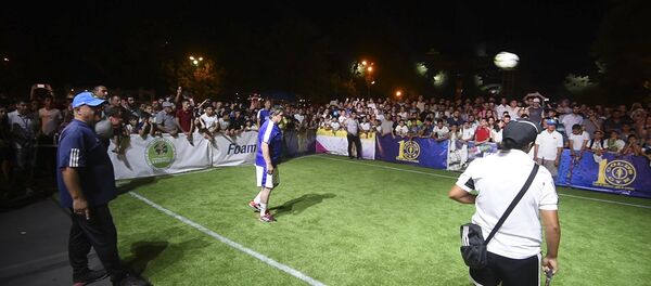 Хорен Ованнисян и Роман Березовский демонстрируют свое мастерство на площади Свободы Хорен Ованнисян и Роман Березовский демонстрируют свое мастерство на площади Свободы - Sputnik Армения