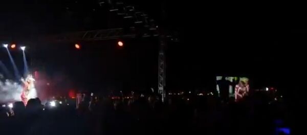 Полина Гагарина поет Кукушка и в этот момент сборная России забивает Полина Гагарина поет Кукушка и в этот момент сборная России забивает - Sputnik Армения