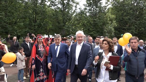 Московский многонациональный праздник АБРИКОС – 2018 отметили в Екатерининском парке - Sputnik Армения