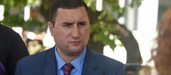 Брифинг заместителя министра обороны Армении Габриеля Балаяна в республиканском сборном пункте (10 июля 2018). Еревaн - Sputnik Արմենիա