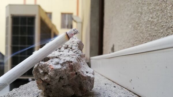 Зажженная сигарета - Sputnik Армения