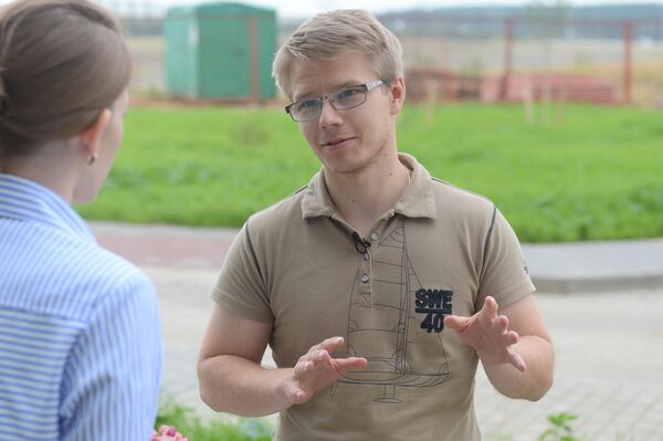 Один из спасителей Ромы — хирург Дмитрий - Sputnik Армения