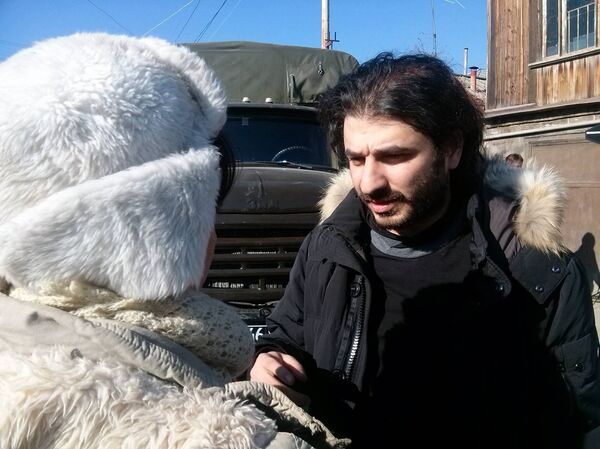 Съемки фильма Сарика Андреасяна История одного землетрясения в Гюмри Съемки фильма Сарика Андреасяна История одного землетрясения в Гюмри - Sputnik Արմենիա