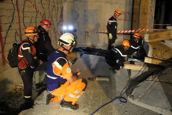 Учения спасателей Армении Учения спасателей Армении - Sputnik Արմենիա