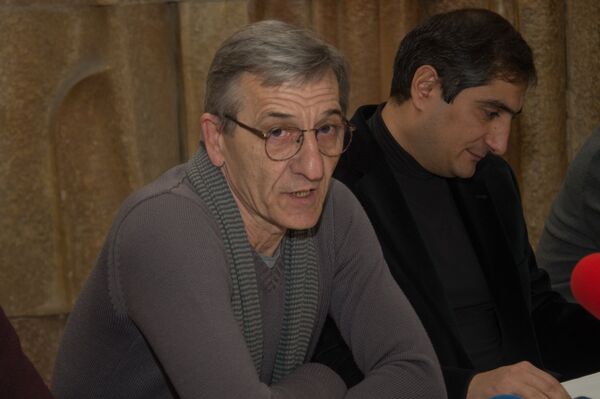 Фильм 7-й день. Режиссер Арман Чилингарян и актер Ашот Адамян Фильм 7-й день. Режиссер Арман Чилингарян и актер Ашот Адамян - Sputnik Արմենիա