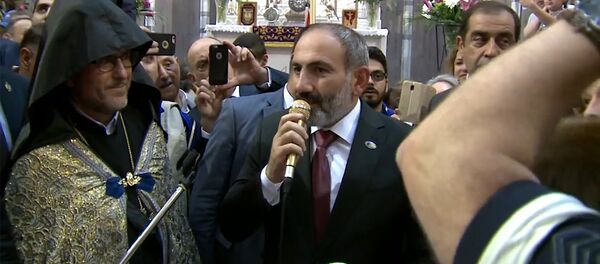 ՀՀ վարչապետ Նիկոլ Փաշինյանը հանդիպեց Բրյուսելի հայ համայնքի հետ ՀՀ վարչապետ Նիկոլ Փաշինյանը հանդիպեց Բրյուսելի հայ համայնքի հետ - Sputnik Արմենիա