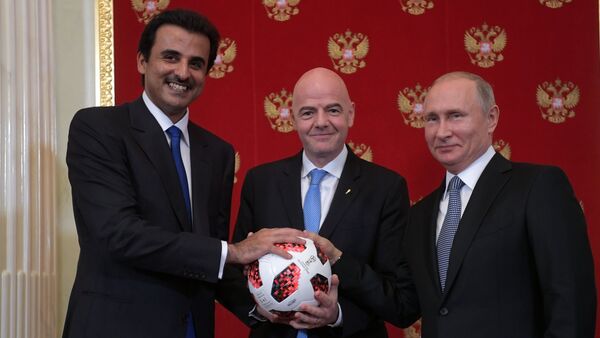 Президент РФ В. Путин принял участие в церемонии передачи Катару полномочий на проведение ЧМ-2022 по футболу - Sputnik Армения