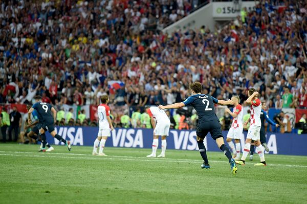 Финальный матч чемпионата мира по футболу между сборными Франции и Хорватии (15 июля 2018). Москва - Sputnik Армения