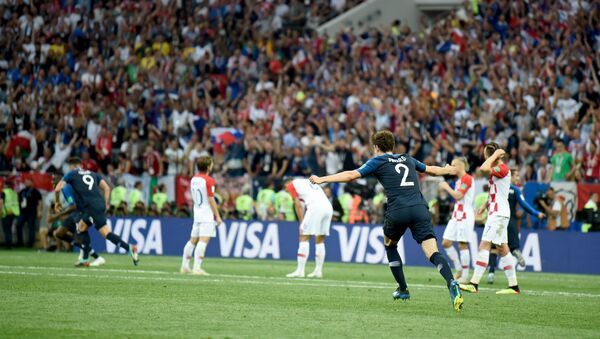 Финальный матч чемпионата мира по футболу между сборными Франции и Хорватии (15 июля 2018). Москва - Sputnik Армения
