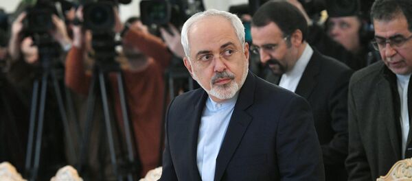 Министр иностранных дел Исламской Республики Иран Мухаммад Джавад Зариф во время встречи с главами МИД России и Турции (20 декабря 2016). Москвa - Sputnik Армения