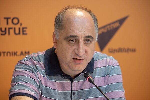 Կրթությունը` սկանդալների ոլորտ. ի՞նչ ելք է տեսնում փորձագետը ստեղծված իրավիճակից - Sputnik Արմենիա