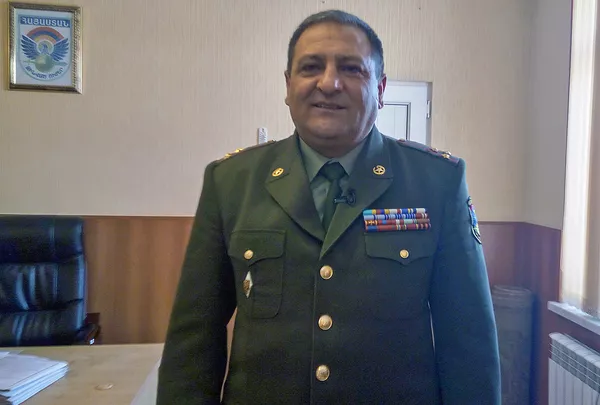 Военный комиссар Гагик Хачатрян. Зимний призыв в армию 2017, Гюмри Военный комиссар Гагик Хачатрян. Зимний призыв в армию 2017, Гюмри - Sputnik Армения
