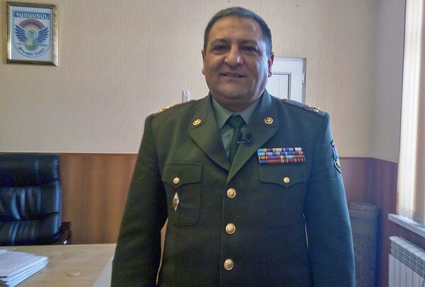 Военный комиссар Гагик Хачатрян. Зимний призыв в армию 2017, Гюмри Военный комиссар Гагик Хачатрян. Зимний призыв в армию 2017, Гюмри - Sputnik Արմենիա
