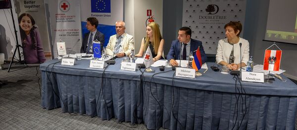 Презентация программы Повышение сопротивляемости сирийских армян и местного населения (18 июля 2018). Еревaн - Sputnik Армения