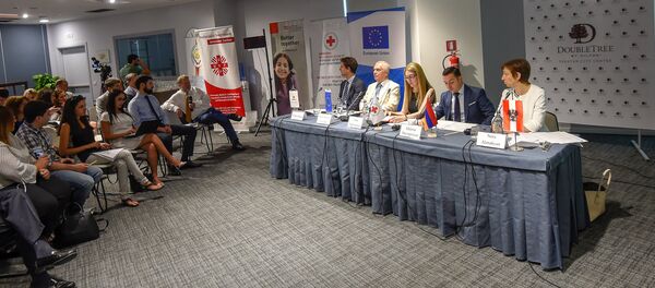 Презентация программы помощи (18 июля 2018). Еревaн - Sputnik Արմենիա